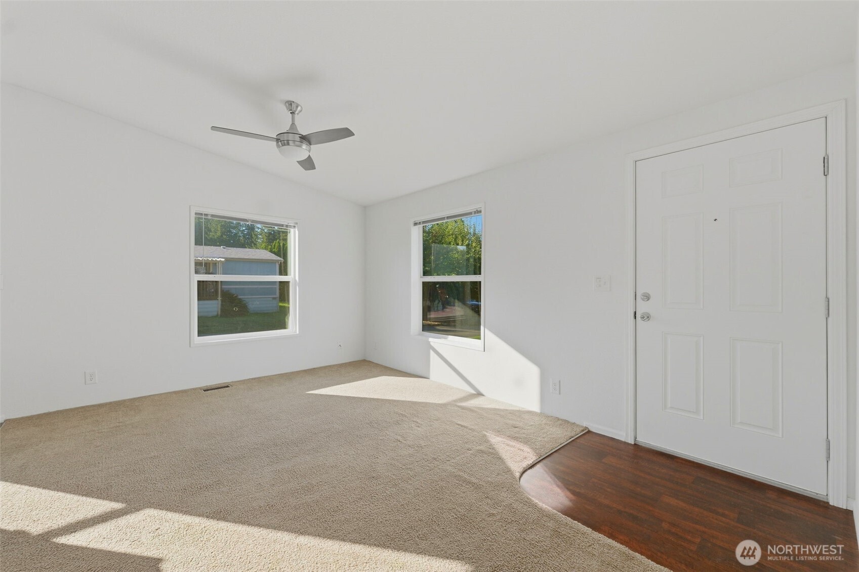 512 Southwest Berry Lake Road, Unit 26 Port Orchard, WA 98367 - Photo 6 of 33 Gallery Image 6
