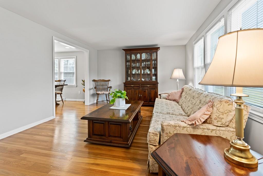 16 Black Pond Road Mansfield, MA 02048 - Photo 12 of 33 Gallery Image 12