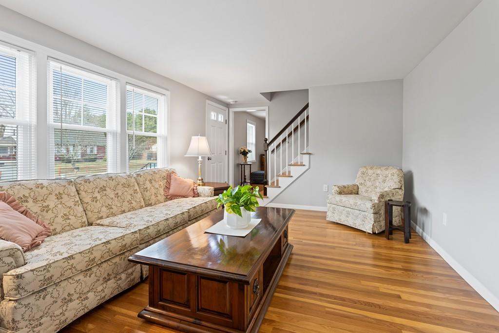 16 Black Pond Road Mansfield, MA 02048 - Photo 14 of 33 Gallery Image 14