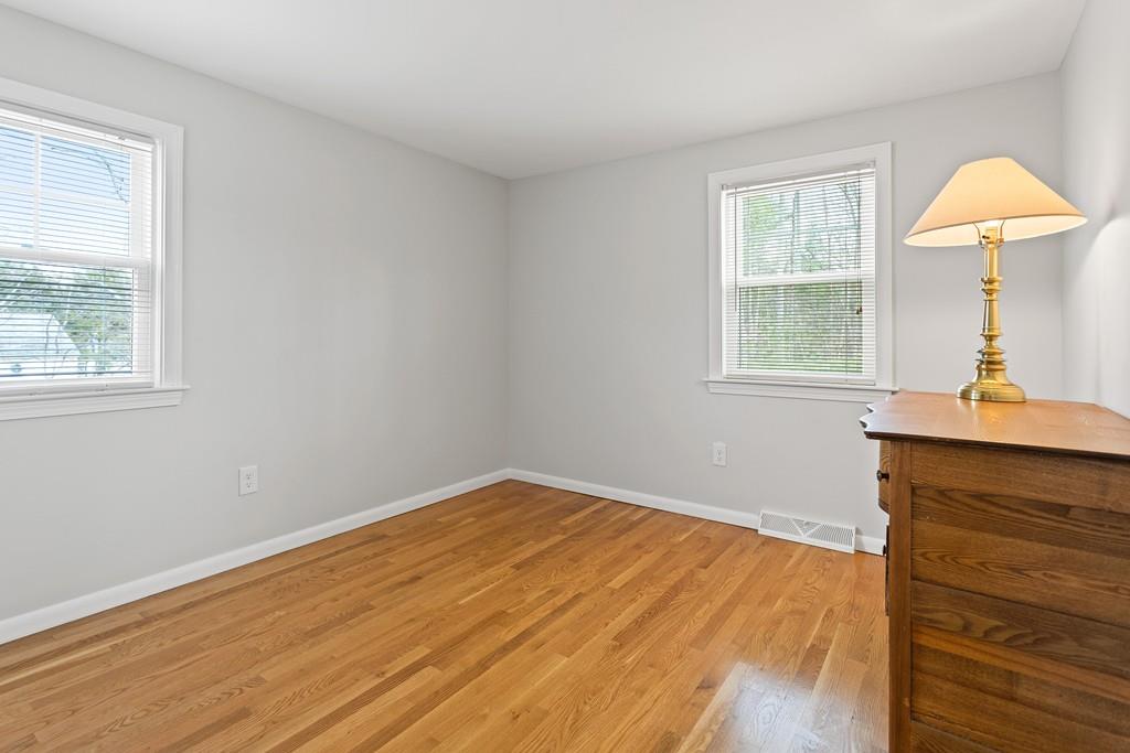 16 Black Pond Road Mansfield, MA 02048 - Photo 22 of 33 Gallery Image 22