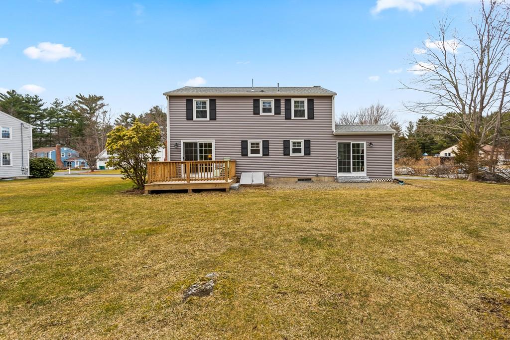 16 Black Pond Road Mansfield, MA 02048 - Photo 30 of 33 Gallery Image 30
