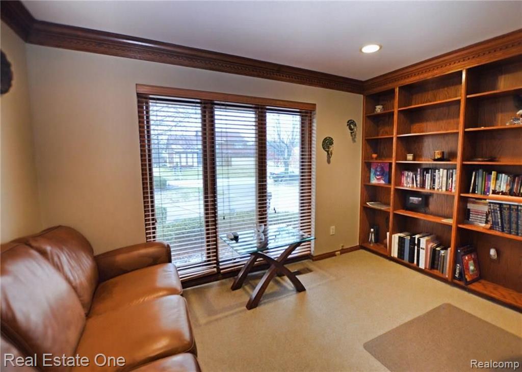 31210 Claymore Road Farmington Hills, MI 48331 - Photo 10 of 21