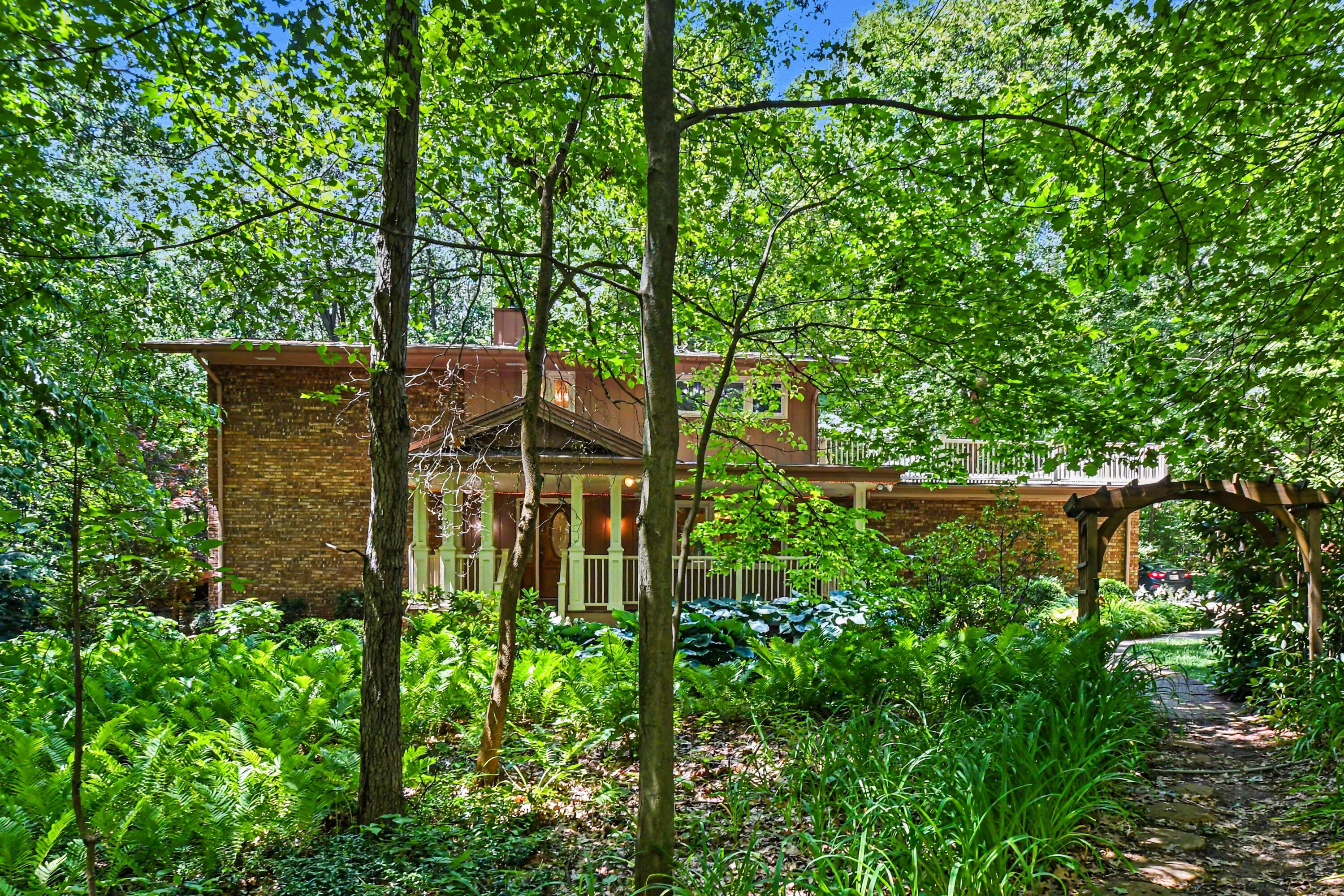 11180 Jones Road Berrien Springs, MI 49103 - Photo 1 of 41 002_file_7752
