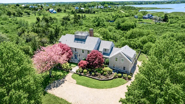$7,500,000 | 5 Old Quidnet Milk Route, Nantucket, MA 02554