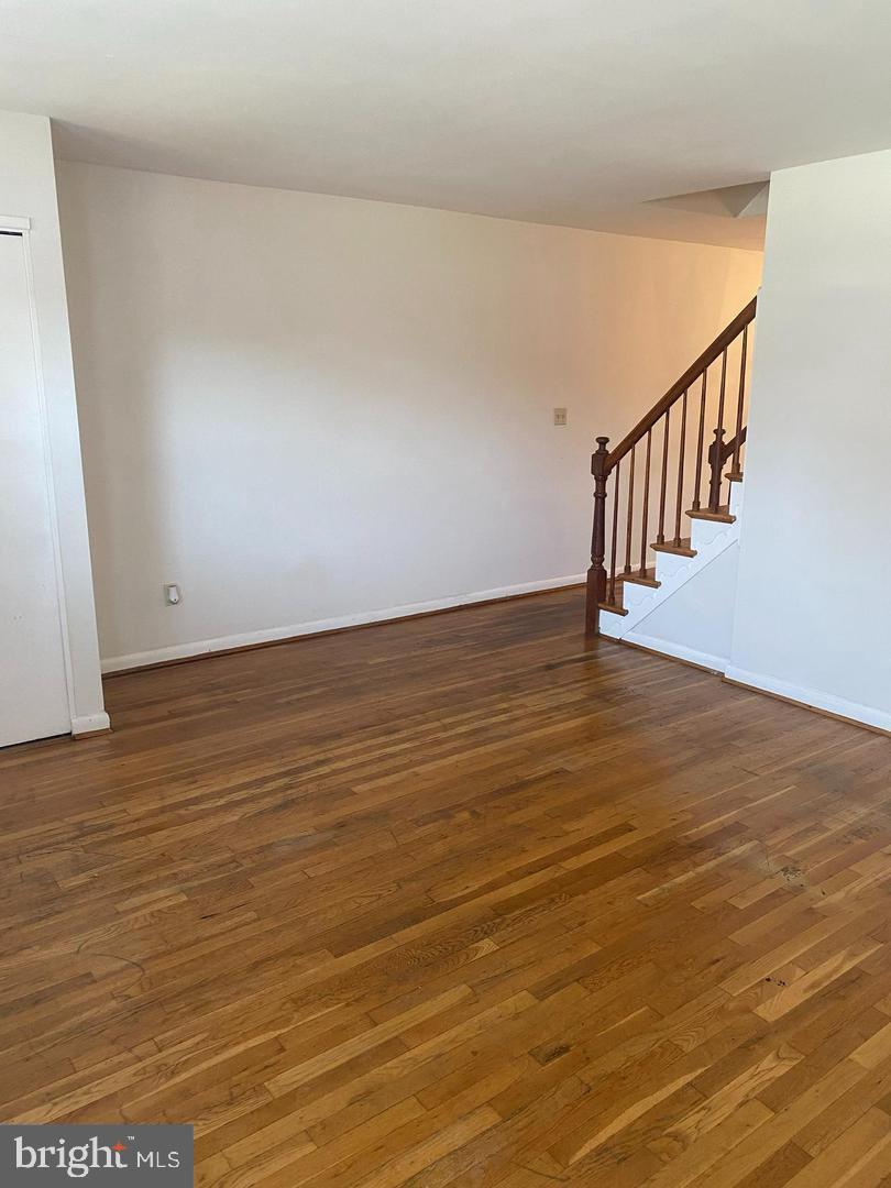 1605 Lynch Road Baltimore, MD 21222 - Photo 3 of 17 Gallery Image 3