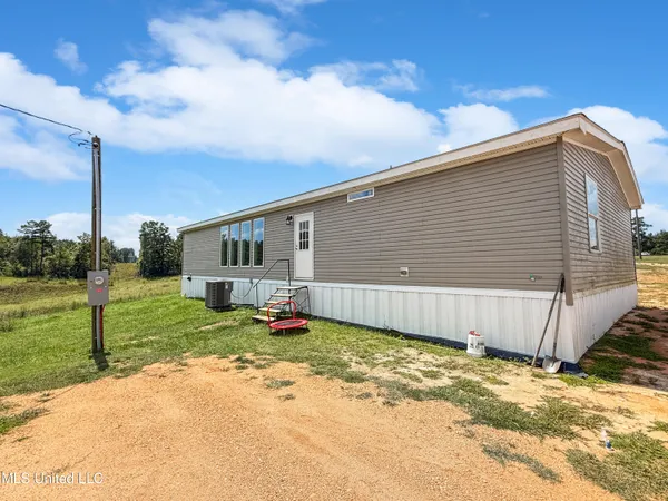 $214,900 | 1092 Highway 43, Pinola, MS 39149