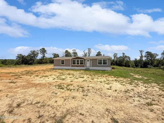 $214,900 | 1092 Highway 43, Pinola, MS 39149