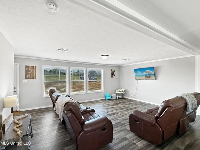 $214,900 | 1092 Highway 43, Pinola, MS 39149