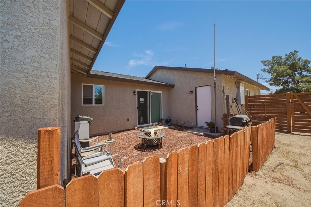 23560 Tussing Ranch Road Apple Valley, CA 92308 - Photo 27 of 31