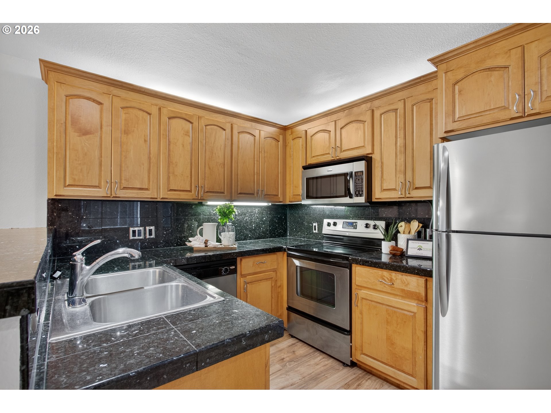 5225 Jean Road, Unit 512 Lake Oswego, OR 97035 - Photo 13 of 21