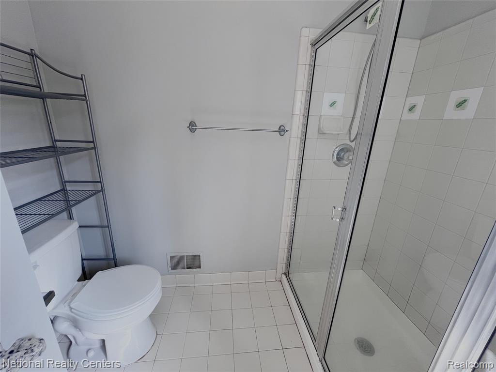 2056 Somerville Road Rochester Hills, MI 48307 - Photo 35 of 84