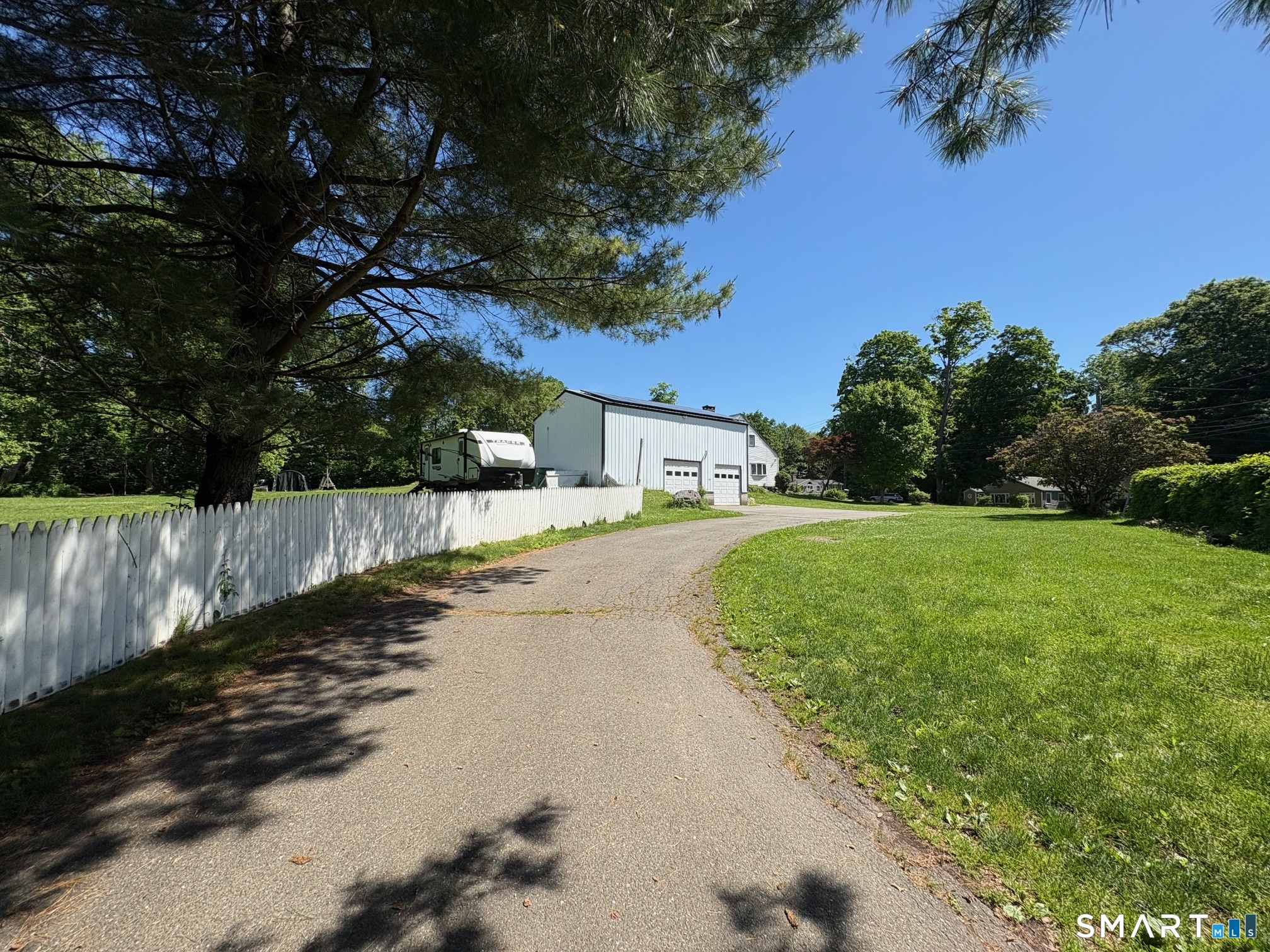 324 Wheelers Farm Road Milford, CT 06461 - Photo 11 of 37