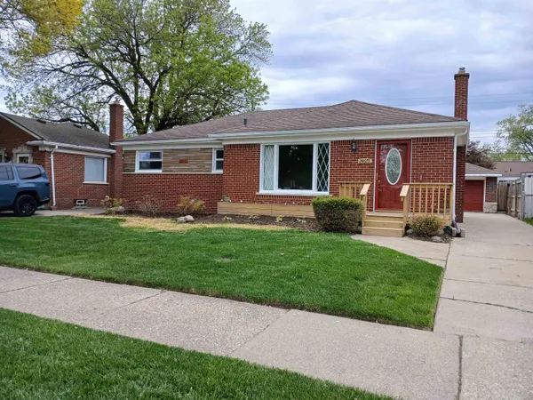 $229,900 | 24675 Ridgecroft Avenue, Eastpointe, MI 48021