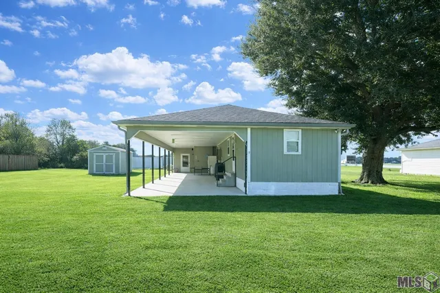 $135,000 | 127 Bayou Blue Road, Houma, LA 70364