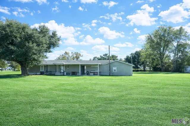 $135,000 | 127 Bayou Blue Road, Houma, LA 70364