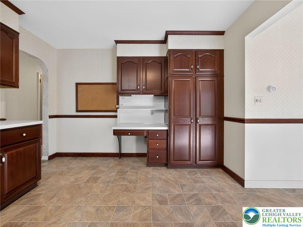 5202 Mill Road Emmaus, PA 18049 - Photo 8 of 53