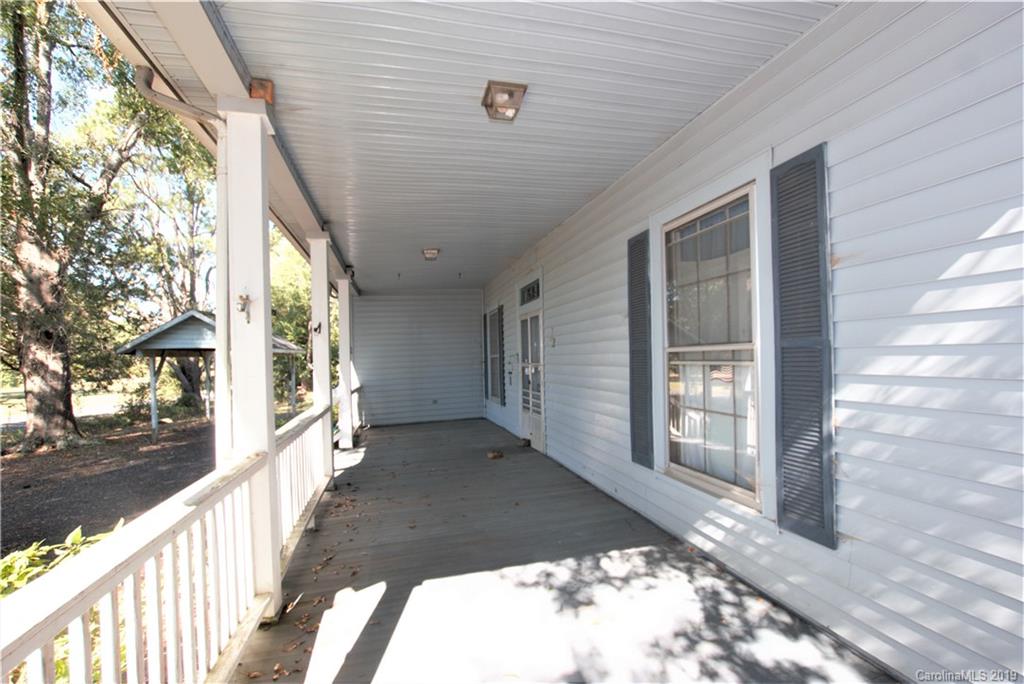 2624 Quinn Road Chester, SC 29706 - Photo 3 of 16
