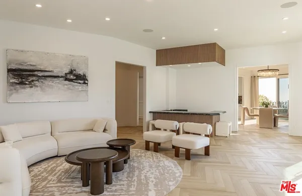 $45,000 | 560 Chalette Drive, Beverly Hills, CA 90210