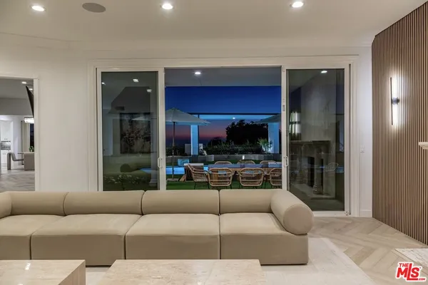 $45,000 | 560 Chalette Drive, Beverly Hills, CA 90210