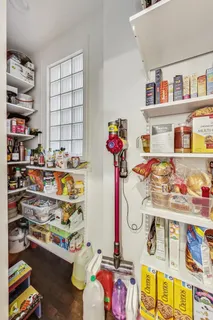 $1,400,000 | 1909 West Oakdale Avenue, Chicago, IL 60657