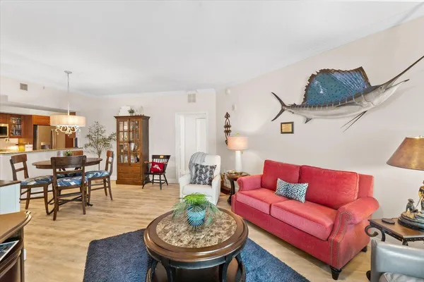 $329,000 | 815 Northwest Flagler Avenue, Unit 201, Stuart, FL 34994