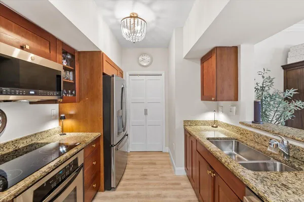 $329,000 | 815 Northwest Flagler Avenue, Unit 201, Stuart, FL 34994