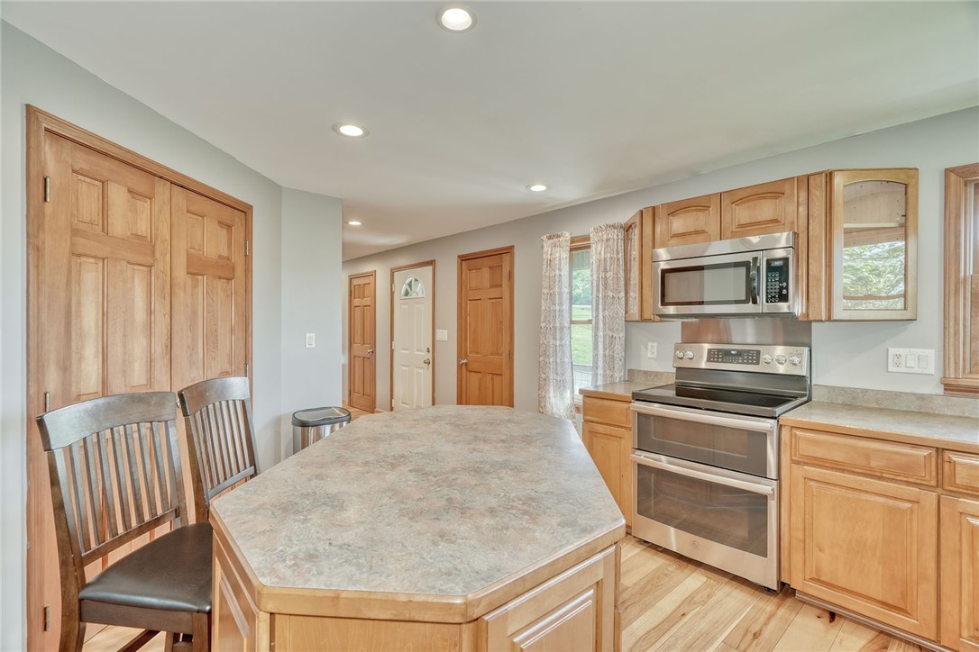 8058 West Hollow Road Naples, NY 14512 - Photo 6 of 47