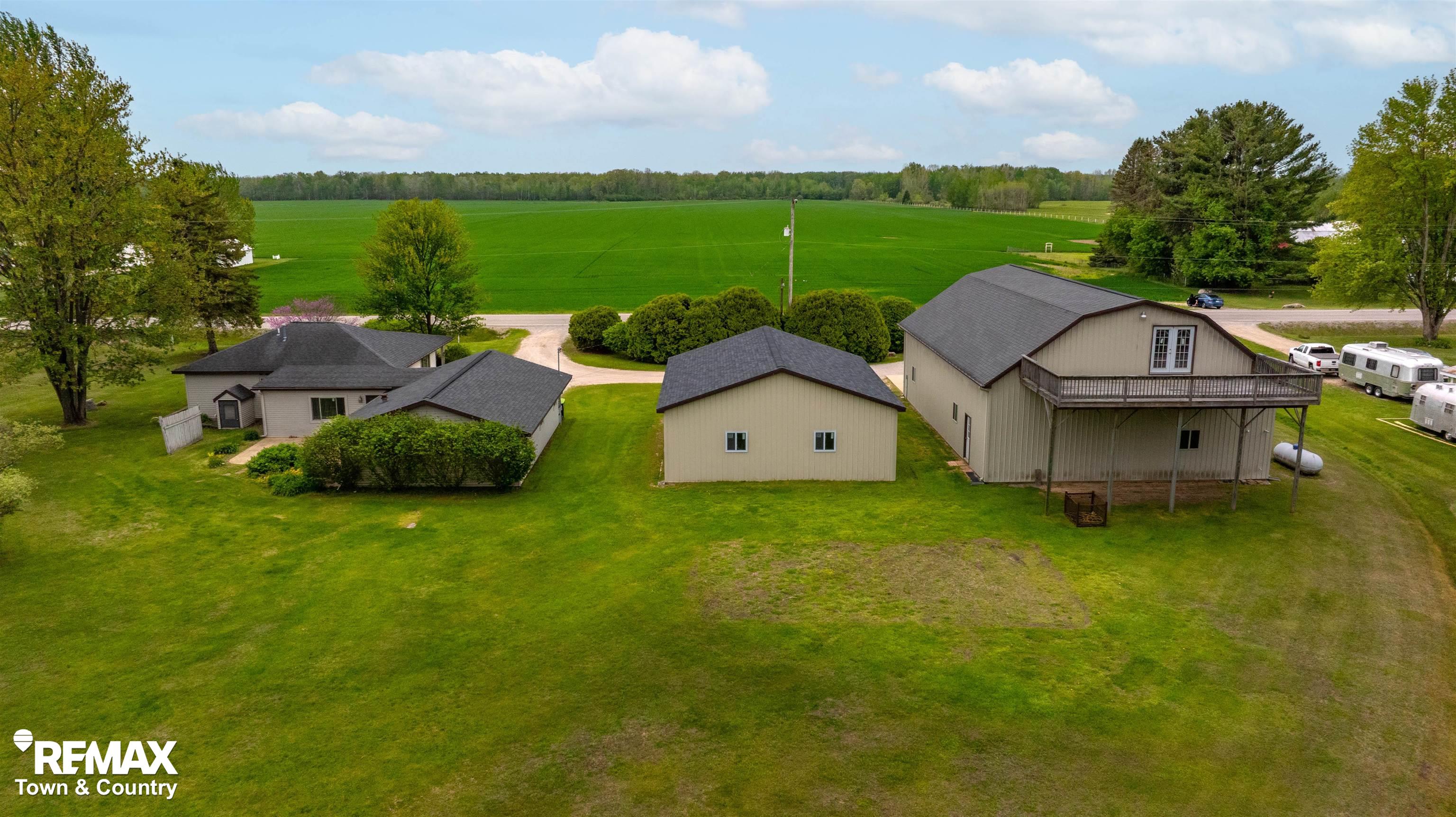 2310 Dale Road Beaverton, MI 48612 - Photo 2 of 71