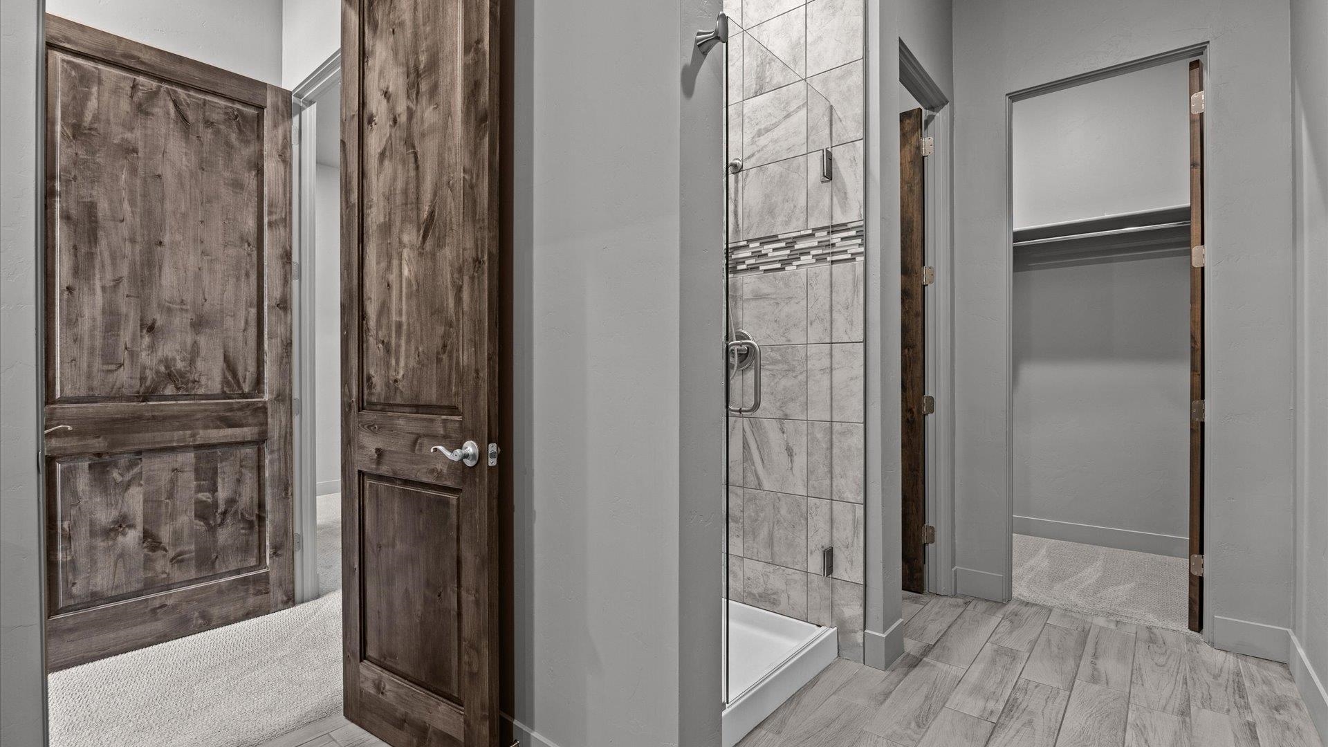 380 West Ridges Boulevard, Unit C Grand Junction, CO 81507 - Photo 23 of 42 a view of elevator with hallway