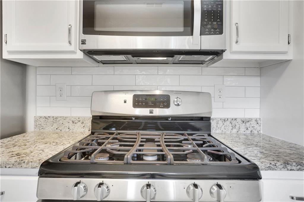 4655 Hampton Square Drive Alpharetta, GA 30022 - Photo 12 of 40