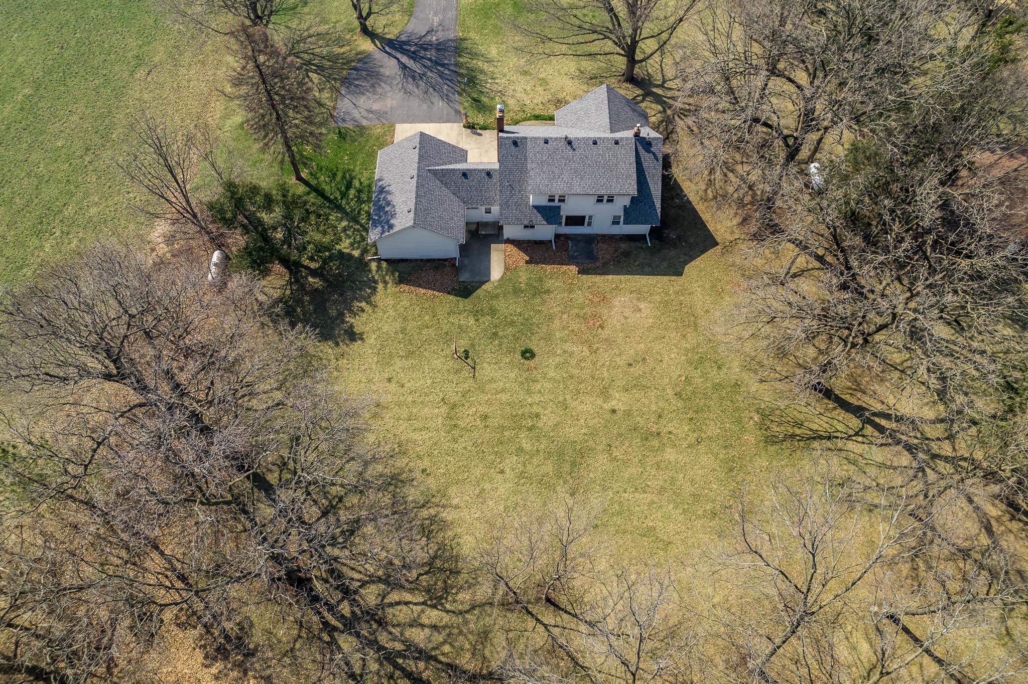 12407 Montague Road Winnebago, IL 61088 - Photo 42 of 43