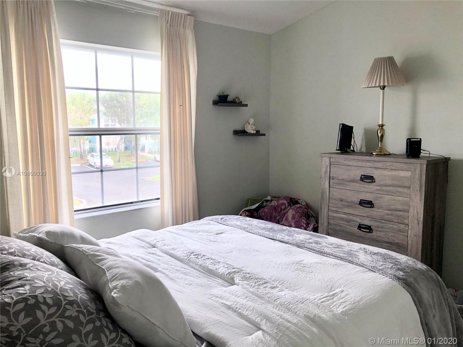 2012 Southeast 26th Lane, Unit 206 Homestead, FL 33035 - Photo 13 of 18