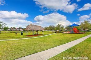 2012 Southeast 26th Lane, Unit 206 Homestead, FL 33035 - Photo 16 of 18