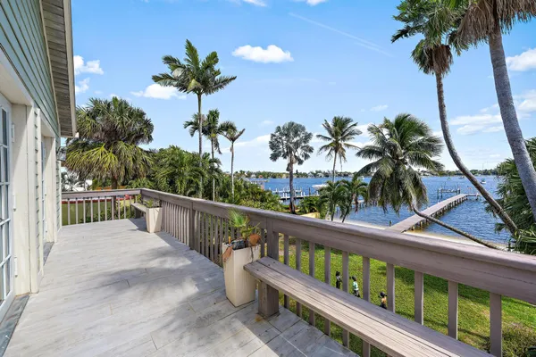 $17,500 | 122 South Lake Drive, Lantana, FL 33462