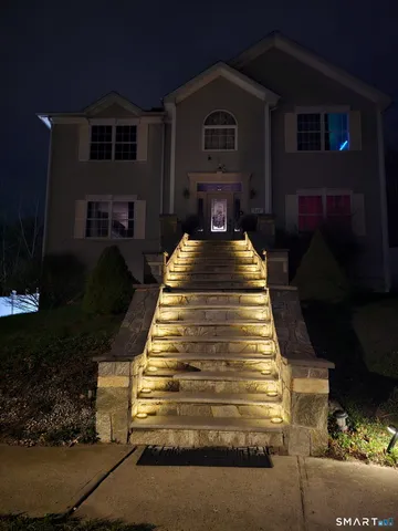 $525,000 | 207 Ridgefield Avenue, Waterbury, CT 06705