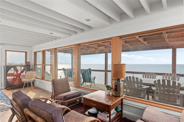 $2,999,000 | 165 Bay Walk, Ocean Beach, NY 11770