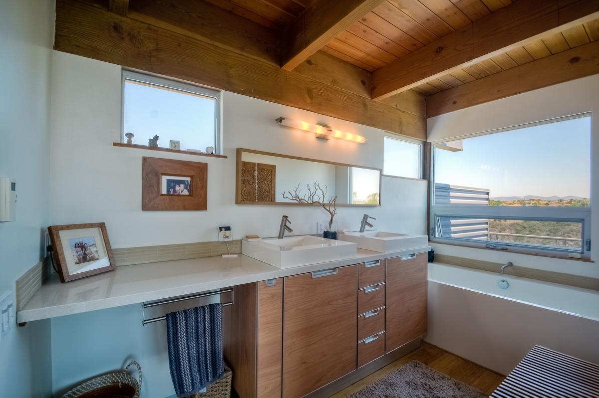 1635 Gascony Road Encinitas, CA 92024 - Photo 12 of 23