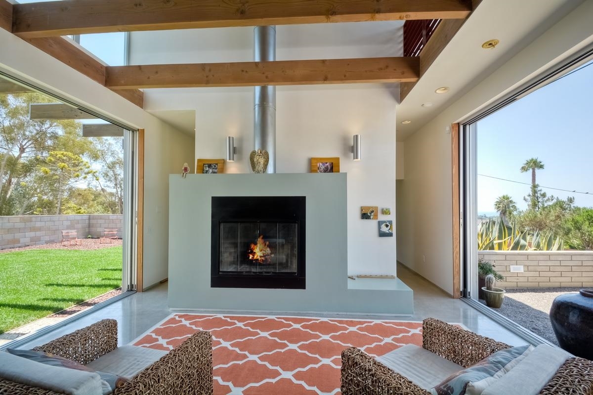 1635 Gascony Road Encinitas, CA 92024 - Photo 3 of 23