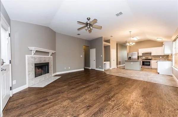 $2,200 | 2016 Falls Creek Drive, Little Elm, TX 75068