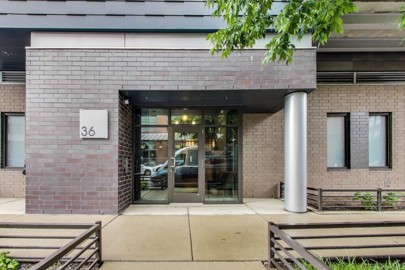 36 North Carpenter Street, Unit 4S Chicago, IL 60607 - Photo 3 of 32