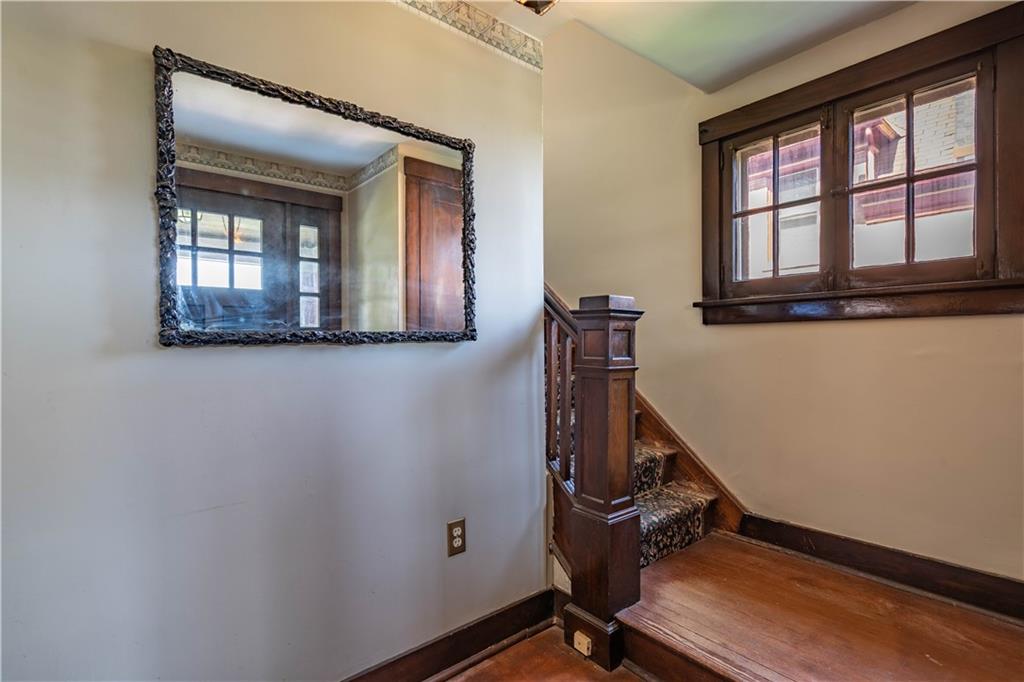 2116 Delaware Avenue Pittsburgh, PA 15218 - Photo 2 of 25