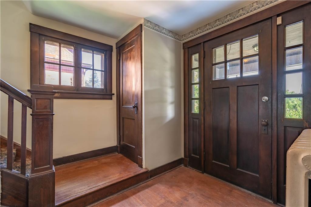2116 Delaware Avenue Pittsburgh, PA 15218 - Photo 3 of 25