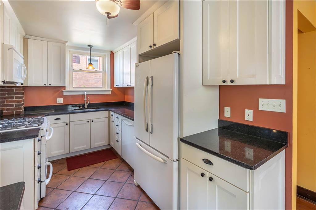 2116 Delaware Avenue Pittsburgh, PA 15218 - Photo 10 of 25