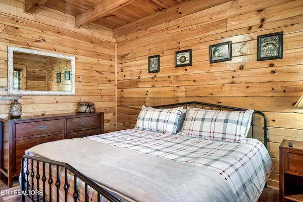 $549,000 | 1915 Leatherwood Lane, Sevierville, TN 37862