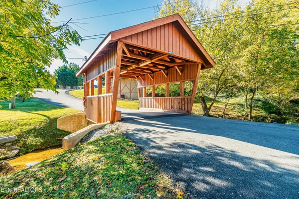 $549,000 | 1915 Leatherwood Lane, Sevierville, TN 37862