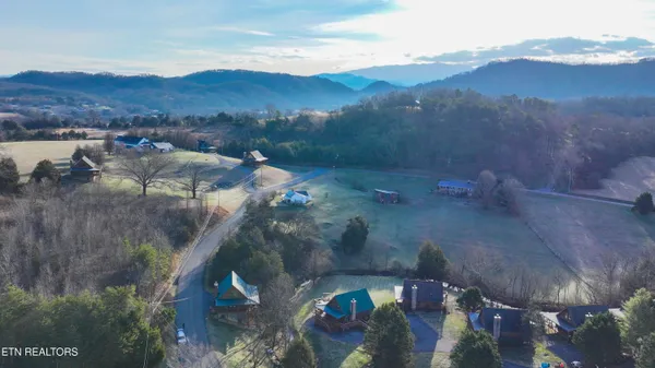 $549,000 | 1915 Leatherwood Lane, Sevierville, TN 37862