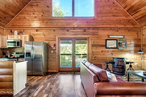 $549,000 | 1915 Leatherwood Lane, Sevierville, TN 37862