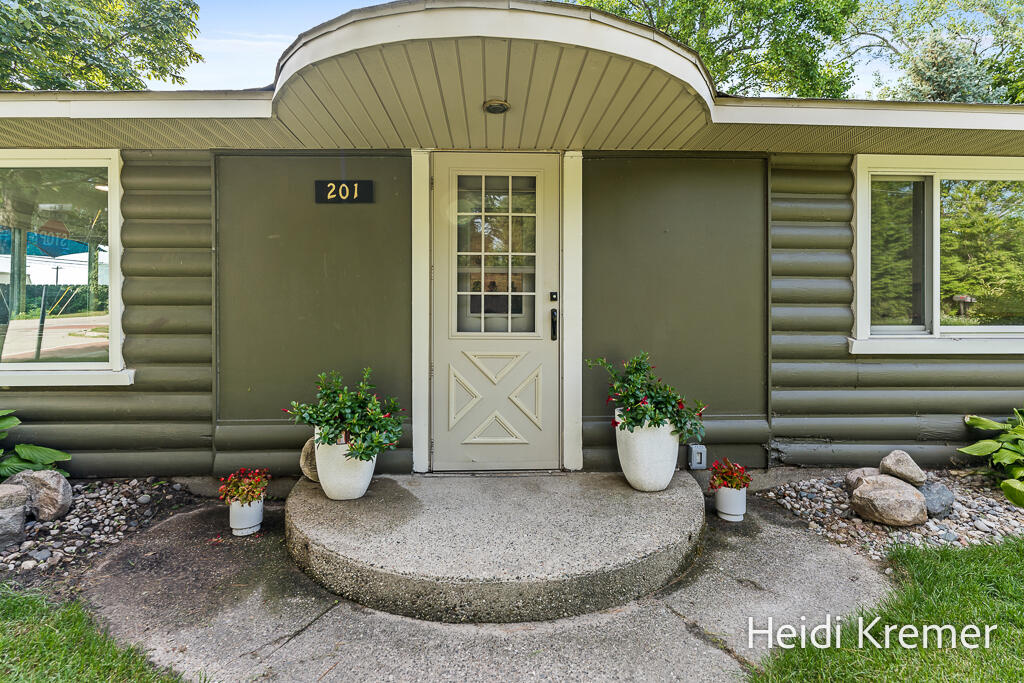 201 Rex Street Spring Lake, MI 49456 - Photo 44 of 49 A63DBF83-0D86-434A-AD8F-2DFE9E433B45