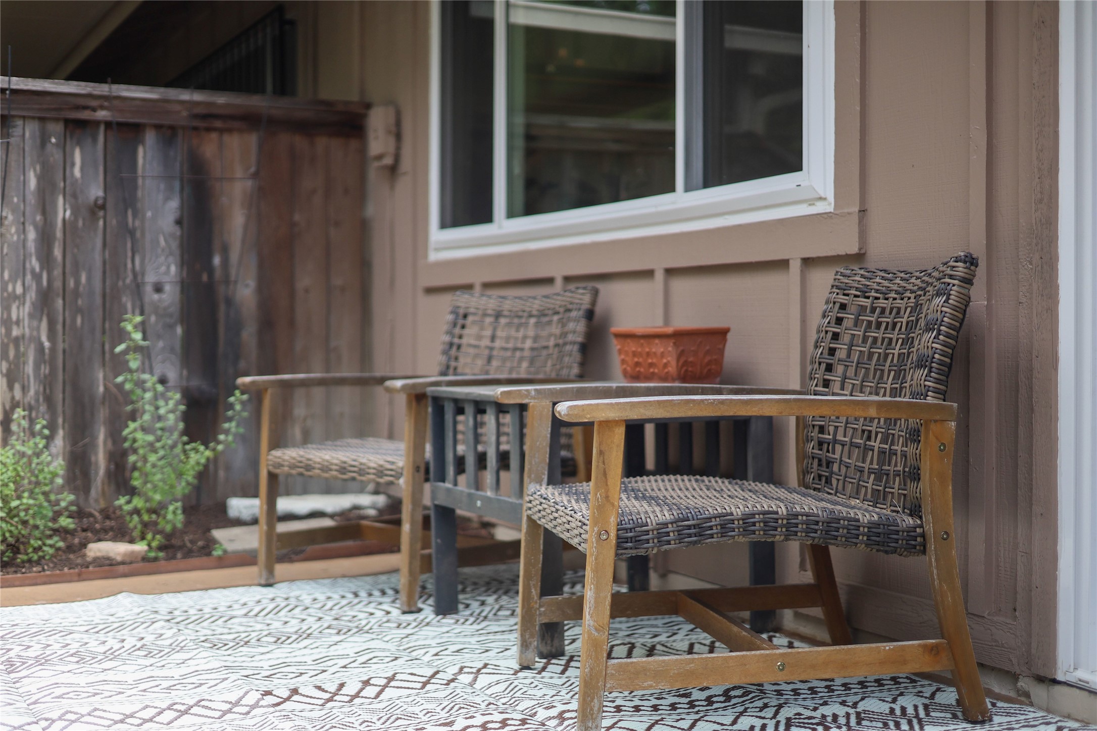 7516 Hemingway Street Austin, TX 78752 - Photo 33 of 34