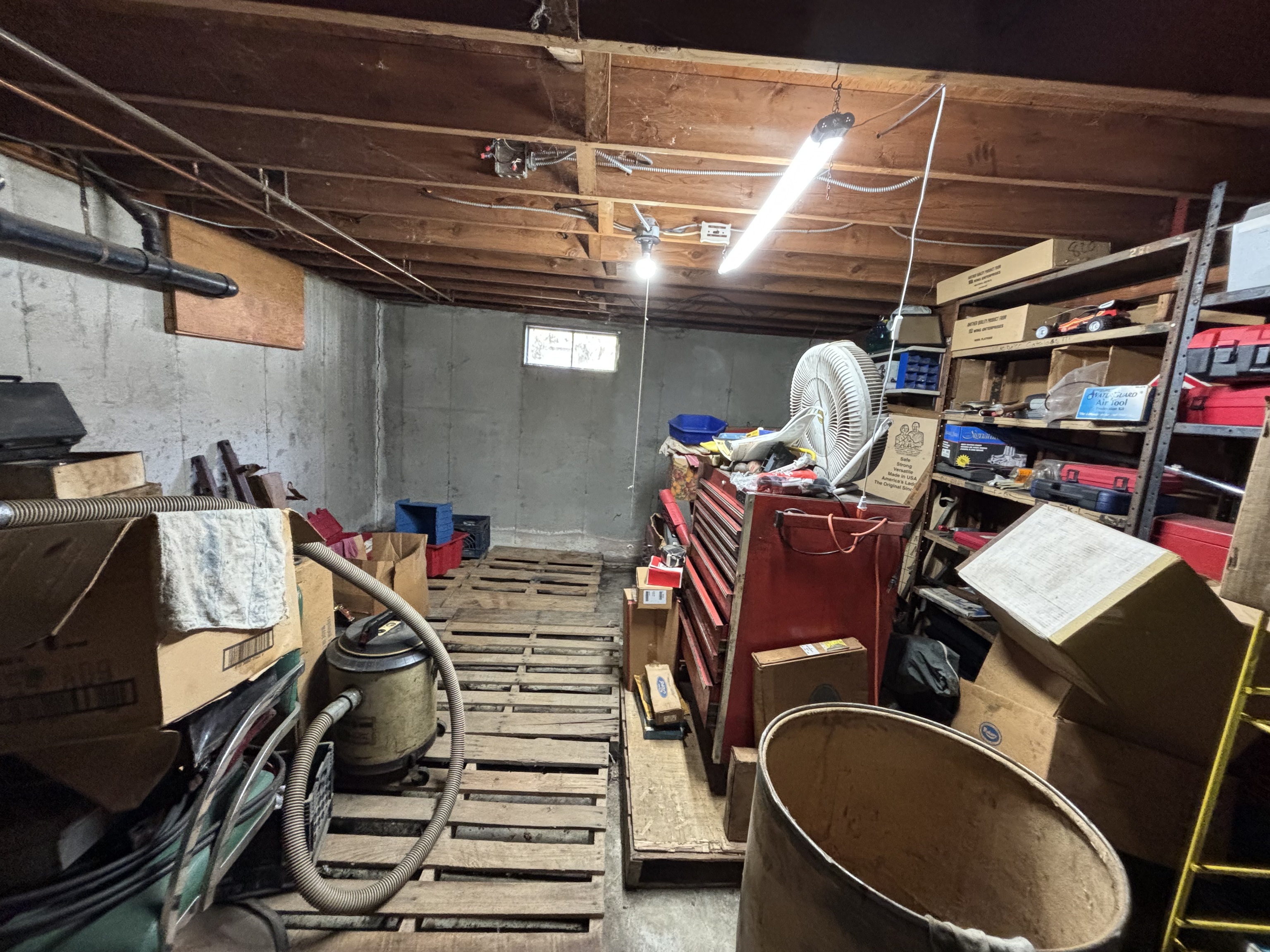 24 Clayton Road Danbury, CT 06811 - Photo 15 of 21